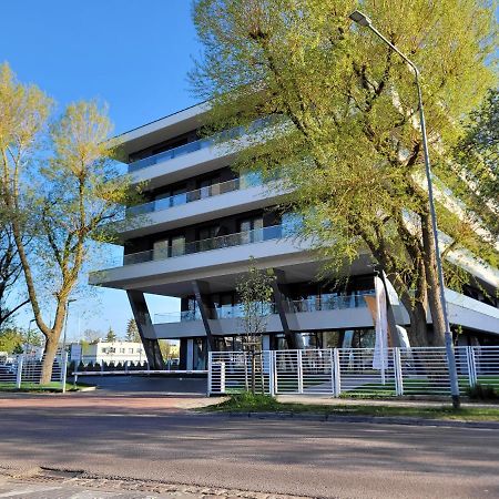 Baltic Marina Residence 19 Z Parkingiem, Jacuzzi, Sauna I Silownia Kolobrzeg Luaran gambar