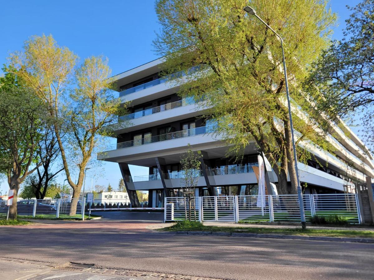 Baltic Marina Residence 19 Z Parkingiem, Jacuzzi, Sauna I Silownia Kolobrzeg Luaran gambar